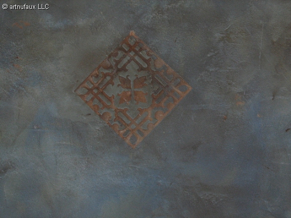 Lusterstone with Modelo-Clermont